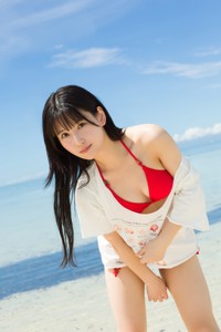 森嶋あんり1st写真集（撮影：大薮達也、KADOKAWA）