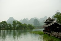 桂林　カルスト地形　山水　中国（nishimura shinji/stock.adobe.com）※画像はイメージです