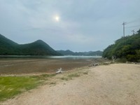 海と山が間近に（䨮凮さん提供）
