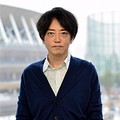 中村文則さん「自由思考」インタビュー　底が抜けた政治、危機感を言葉に前へ