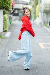 「ヤングドラゴンエイジ VOL.29」（KADOKAWA）に登場した橘和奈＝撮影：河本悠貴