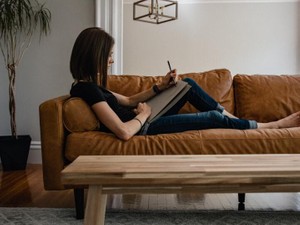 誰かの気配を感じつつ一人でいる。私の心地よい「アウトローな場所」