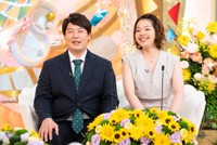 交通事故の加害者と被害者として出会った「新婚さん」＝「新婚さんいらっしゃい！」8月3日放送回よりⓒABCテレビ