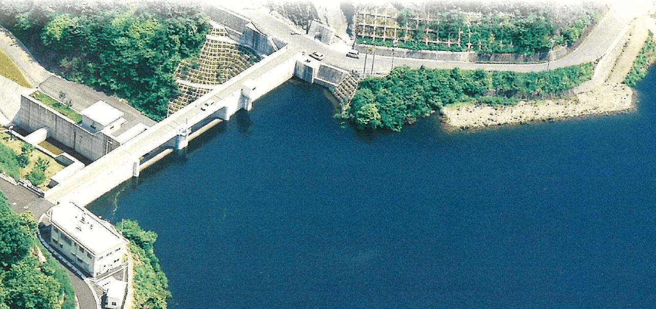 試験湛水中の沖田ダム／宮崎県河川課提供