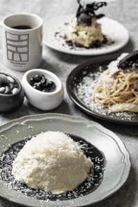 オムライス、ナポリタン、ビーフカツサンドなど「The Unknown Café Gallery Harajuku」の飲食メニュー　(C)2023 The Unknown Café Gallery Harajuku