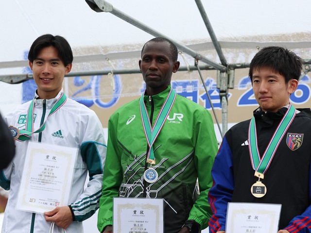 陸上・駅伝 - 青山学院大・佐藤愛斗が世田谷ハーフ学内トップ、箱根