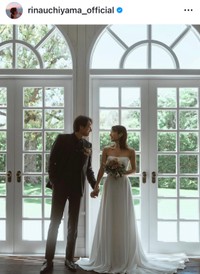 （内山理名公式インスタグラムより）