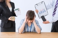 若手社員のストレスの原因はダントツで職場や仕事内容でした　※画像はイメージです（buritora/stock.adobe.com）