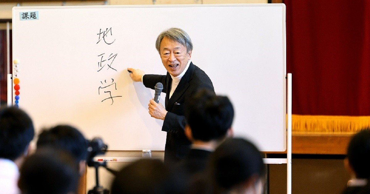学校での学びで世界の出来事を理解できる ジャーナリスト・池上彰さん
