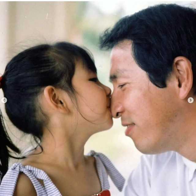 音無美紀子さんのインスタグラムから（2025年2月、麻友美さん結婚発表の日の投稿）