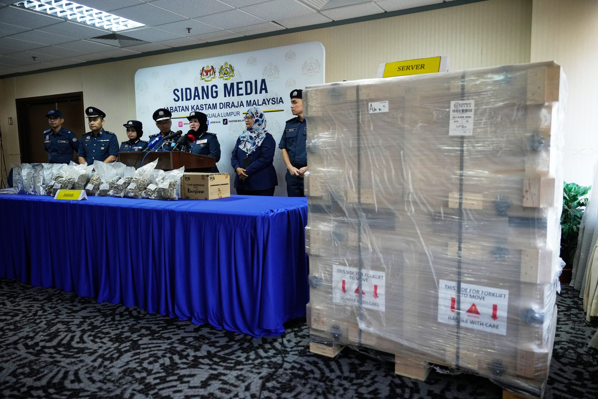 Malaysia seizes servers suspected of violating export controls