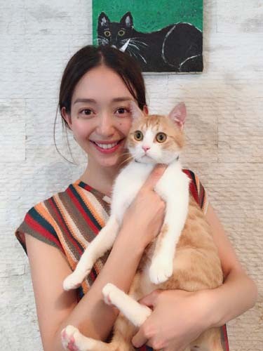 猫の日」特別企画のお知らせ 松島花さん「特別編集長」に就任  犬・猫 