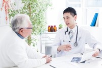 約3人に1人が「物価高で医療費負担が以前より重く感じる」　※画像はイメージです（Monet/stock.adobe.com）