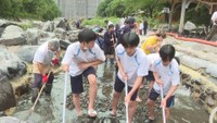 「露天風呂の日」を前に湯原温泉で砂湯の大掃除　6月26日はイベントも　岡山・真庭市