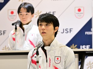 羽生「4回転半を武器に」宇野「トップ争いへ」　五輪へ意気込み語る
