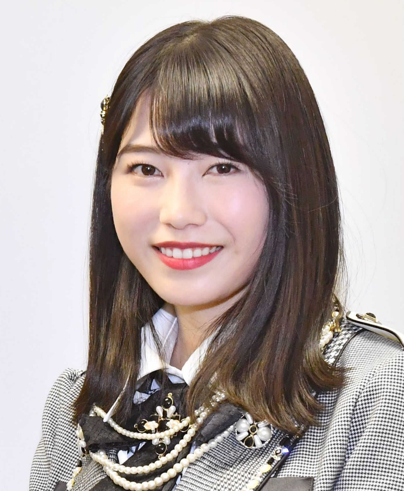 AKB48・横山由依が卒業発表 2代目総監督として活躍｜よろず〜ニュース
