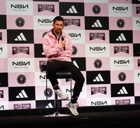 急きょ1人で会見に出席したインテル・マイアミのリオネル・メッシ＝都内（撮影・高石航平）