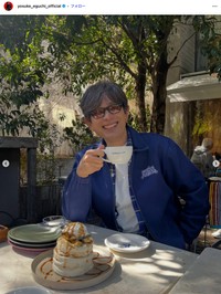 江口洋介さん「今日は撮影が早く終わり、Cafeでrelax」（本人の公式インスタグラムから）