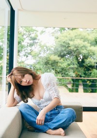 宇野実彩子（AAA）写真集「All AppreciAte」より