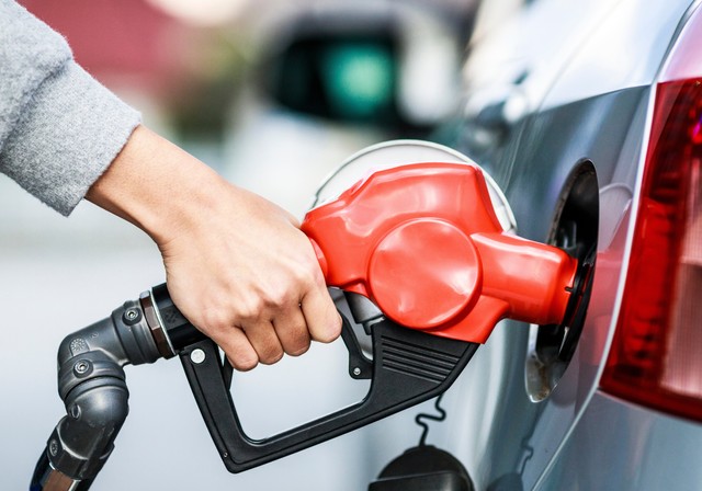 近年増加しているセルフガソリンスタンド※画像はイメージです（beeboys/stock.adobe.com）