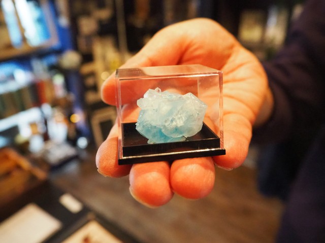 星野さんが実際に作ってみた、という結晶。不思議で美しいものが好きという方はぜひ