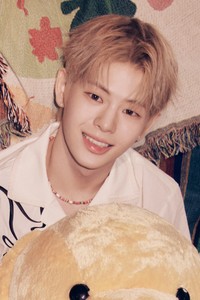 MUN JUNG HYUN / ムン・ジョンヒョン