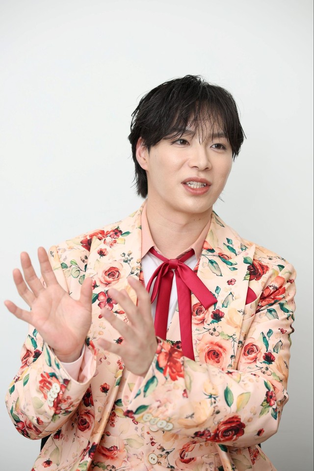 SHOW-WAの塩田将己＝撮影・坂部計介