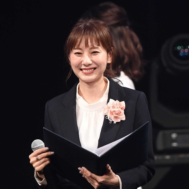 マスカッツの卒業ライブに登場した麻美ゆま＝2022年8月撮影
