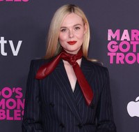 「マーゴのマネートラブル」に主演するエル・ファニング