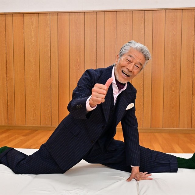和製ドラゴン大開脚（撮影：石井隼人）