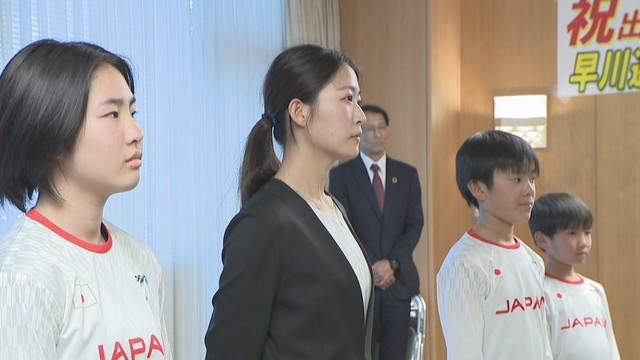 岡山県知事を表敬訪問した「BMXレーシング世界選手権」の日本代表ら　8日