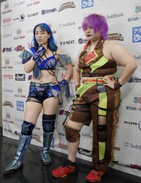 ドロー発進を悔しがる世羅りさ（左）、柊くるみ