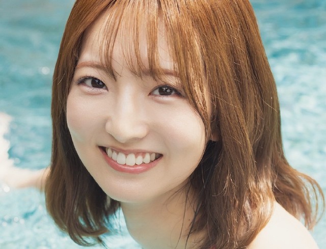 藤本冬香1st写真集『無防備な私』(C)KADOKAWA PHOTO/田中智久【ジュンク堂書店 名古屋店 予約特典会限定特典】