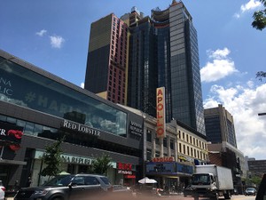 再開発進むハーレム、有名人も移り住む　街の変遷を見続けた日本人住民