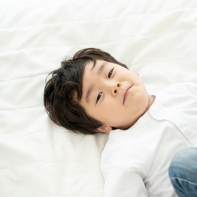 好奇心旺盛で、いたずら盛りの9歳　※画像はイメージです（maru54@stock.adobe.com）