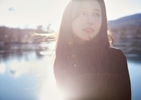 益田アンナ 写真展「Crystal Times」より（C）i-dee（Hideaki Araoka）