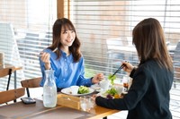 昼食代は2021年以降、1000円以上が増加　※画像はイメージです（Trickster*/stock.adobe.com）