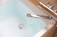 いつも4歳娘が一緒に入浴していたのは…（yu_photo/stock.adobe.com）