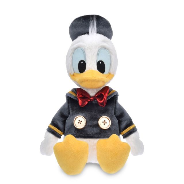 ぬいぐるみや初夏にぴったりなアパレルも登場！ドナルドダック誕生日