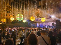 味園ユニバースのサヨナラ公演としても開催