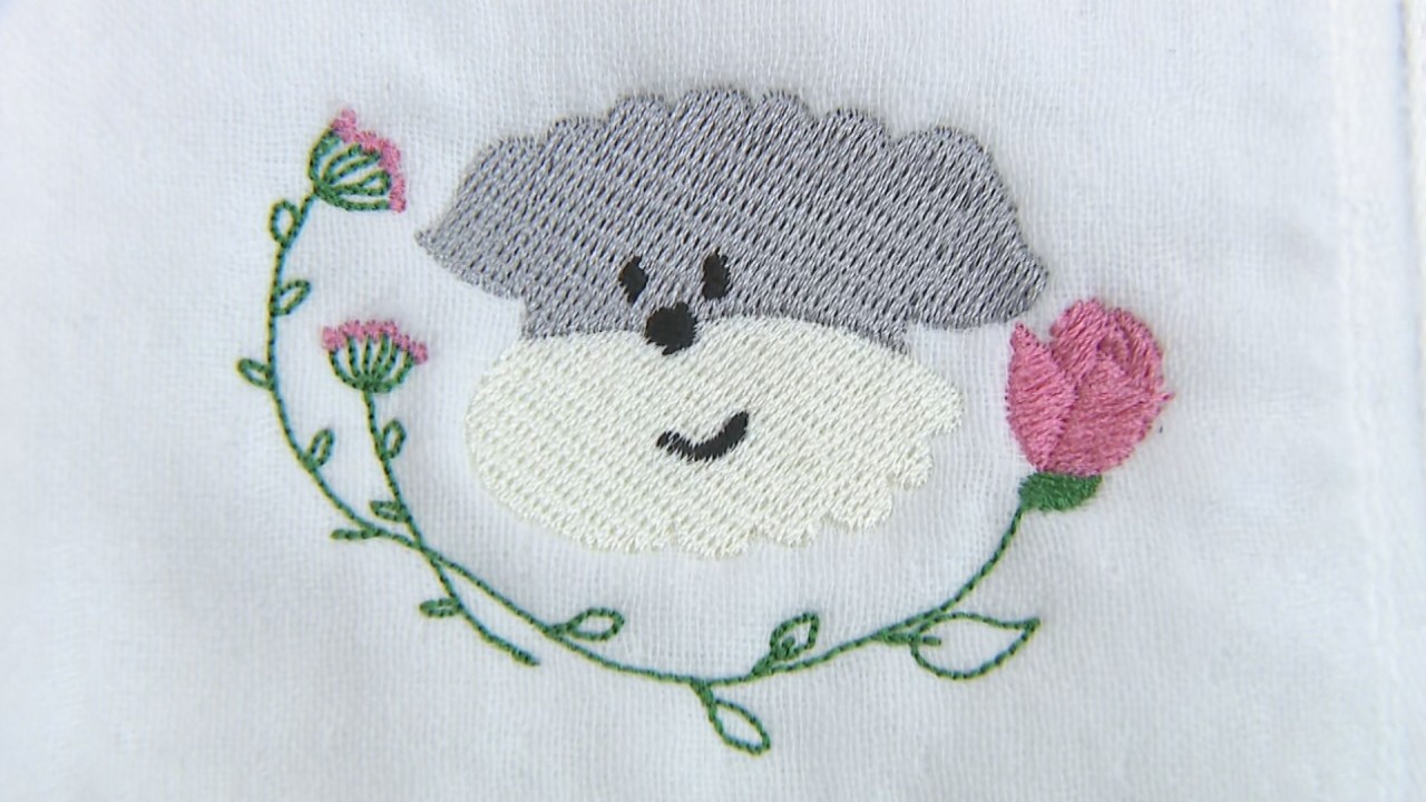 描いたイラストが刺しゅうに オリジナルの宝物を作ろう 香川 東かがわ市 Ksbニュース Ksb瀬戸内海放送 描いたイラストが刺しゅうに オリジナルの宝物を作ろう 香川 東かがわ市 Ksbニュース Ksb瀬戸内海放送