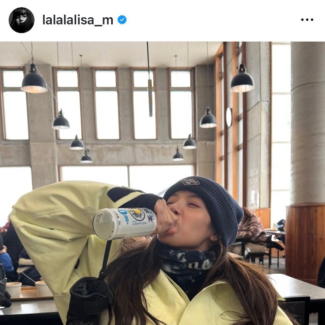 リサ（@lalalalisa_m）さんのインスタグラムより