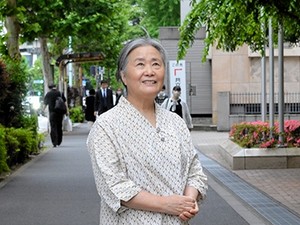 俳人・夏井いつきさんエッセー集「パパイアから人生」 時空超え悲しみ・淋しさ共有　
