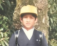 7歳の時のジエイさん／投稿主さん提供※画像はトリミングしています
