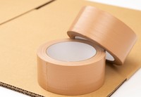 レジ袋+ガムテープなら水を入れても自立する！※画像はイメージです（years/stock.adobe.com）