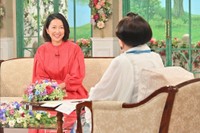 10日放送の「徹子の部屋」に出演する羽田美智子（左）と司会の黒柳徹子＝提供