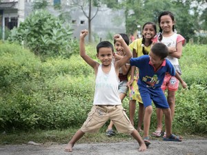 うるさく、下品な言葉を叫び走る男子達。それは未知との遭遇だった