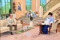「徹子の部屋」    黒柳徹子(右)、佐野史郎＝テレビ朝日提供