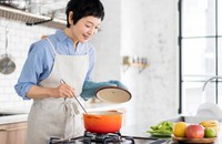 鶏むね肉で美味しいチキンカレーを※画像はイメージです（ lielos/stock.adobe.com）
