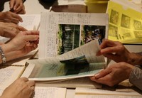 ノートには５０年にわたる歩みや時代の変化が凝縮されている